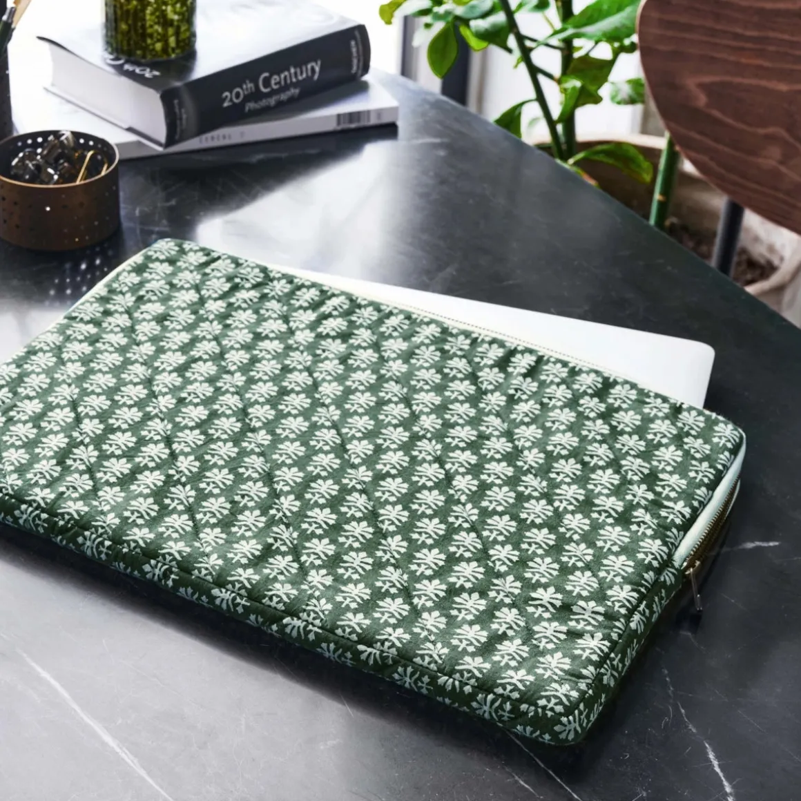 Computer sleeve, HDRest, Green