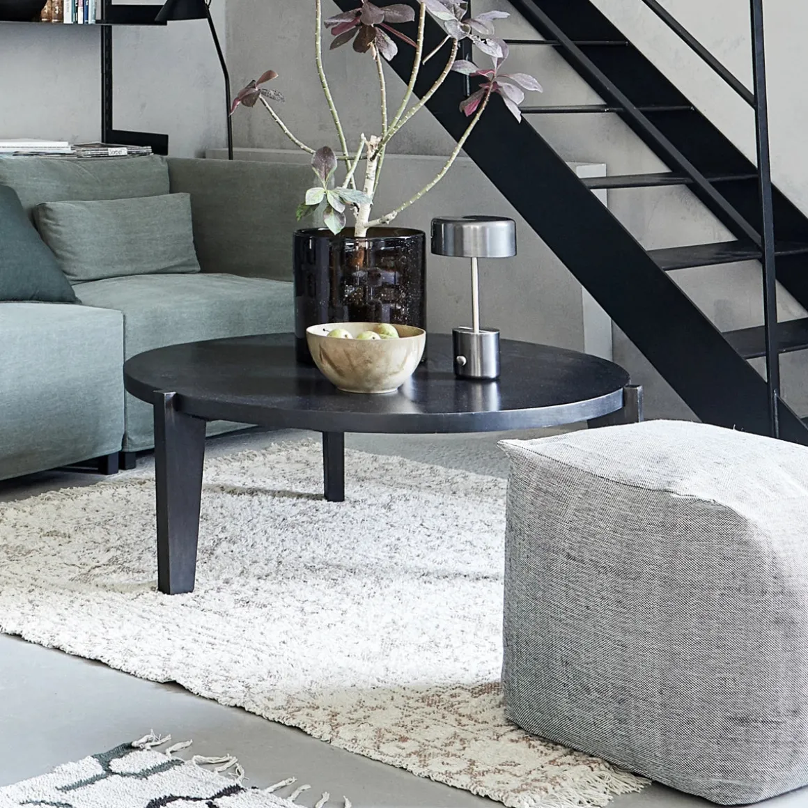 Couchtisch, Bali, Schwarzer Fleck