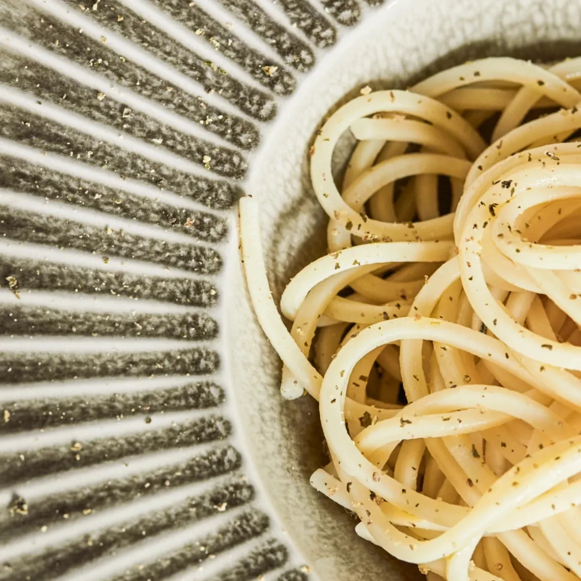 Pastateller, HDPleat, Grau/braun