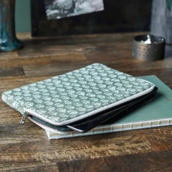 Tablet Sleeve, HDRest, Green