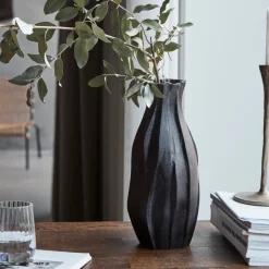 Vase, HDBuddy, Browned brass